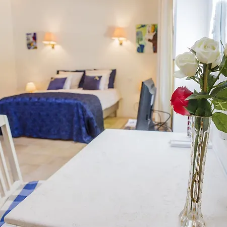 Dolce Vita En Dordogne Bed & Breakfast *